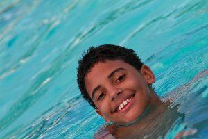 swimming-2308573__480